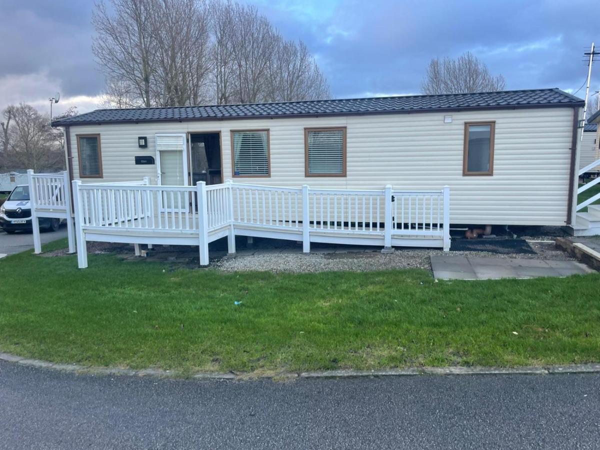 Luxury 6 Berth Caravan, Marton Mere 블랙풀 외부 사진